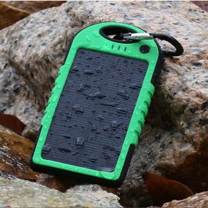 Napelemes külső akkumulátor - karabinerrel táskára rögzíthető powerbank - 5000 mAh (BBV) - Image 8