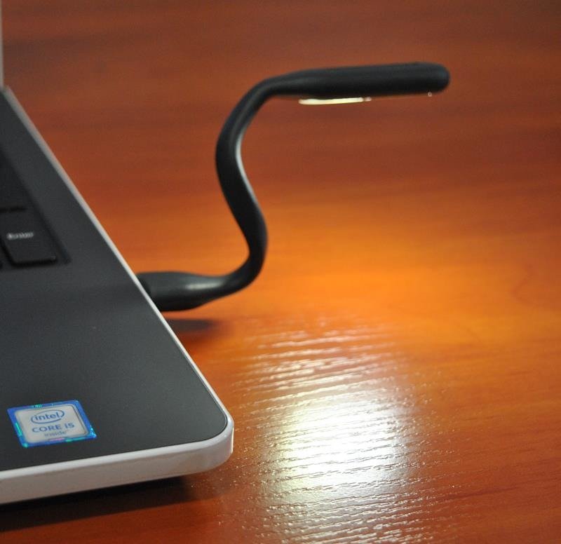 USB flexibilis szilikon lámpa olvasáshoz, laptopozáshoz – éjjeli fény (BB3184) (11)