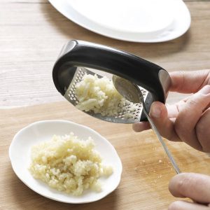 Fokhagymanyomó ergonomikus műanyag nyéllel (BBKM) - Image 4