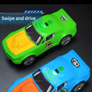 Elemes játékautó motorbúgás, fékcsikorgás és cápa hanggal - ütközéskor a motortérből cápa fej bukkan elő (BBJ) - Image 6