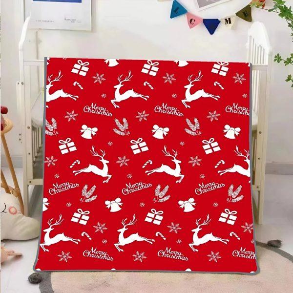 Puha és meleg karácsonyi piros plüss takaró – rénszarvas mintával 150 x 200 cm (BBCD) 1