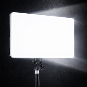 LumiStudio Pro PL-36 LED stúdiólámpa  – professzionális fotó/videó világítás, távirányítóval, 3 színhőmérséklet (BBD) - Image 3